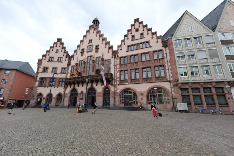 expat rights in Frankfurt